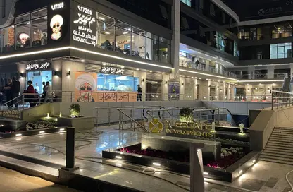 محل تجاري - استوديو - 2 حمامات للايجار في مدينة القاهرة الجديدة - القاهرة