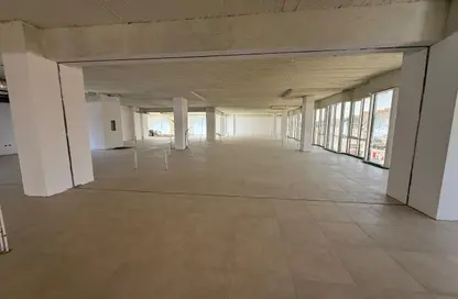 مساحات مكتبية - استوديو - 1 حمام للايجار في محور جمال عبد الناصر - التجمع الثالث - مدينة القاهرة الجديدة - القاهرة