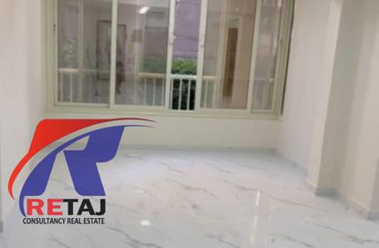 Apartment - 3 Bedrooms - 2 Bathrooms for sale in Al Nasr Road - 1st Zone - Nasr City - Cairo