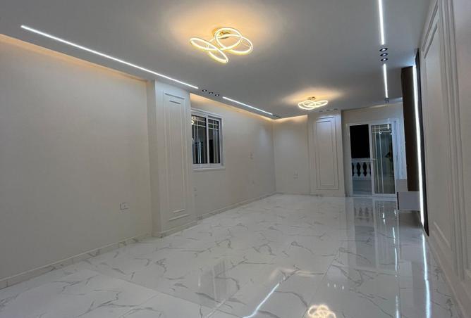 8272668 - Property Image 2