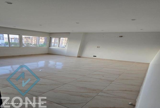 8268241 - Property Image 2