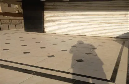 Shop - Studio - 1 Bathroom for sale in Maadi - Hay El Maadi - Cairo