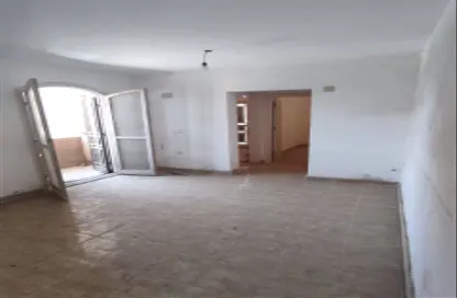 Apartment - 2 Bedrooms - 1 Bathroom for sale in 8th District - Obour City - Qalyubia