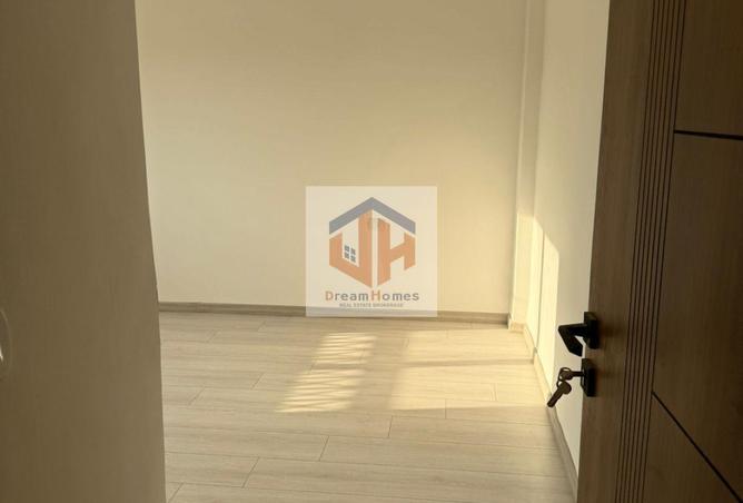 8150436 - الصورة الرئيسية للعقار