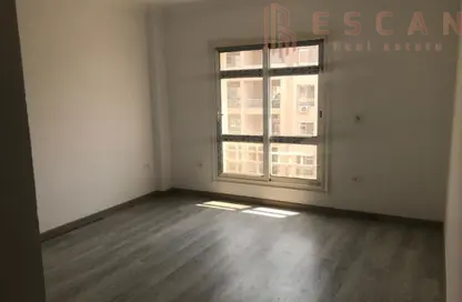 Apartment - 2 Bedrooms - 2 Bathrooms for sale in Madinaty - Cairo