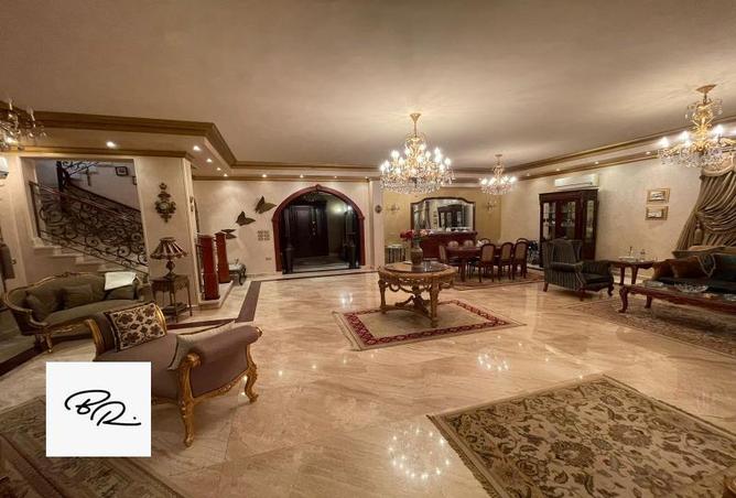 Villa - 4 Bedrooms - 5 Bathrooms for sale in Maxim Residence - 5th District - Shorouk City - Cairo