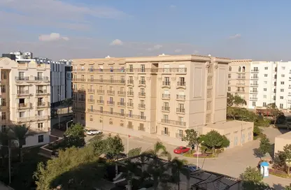 Apartment - 3 Bedrooms - 3 Bathrooms for sale in Hyde Park - 5th Settlement Compounds - The 5th Settlement - New Cairo City - Cairo