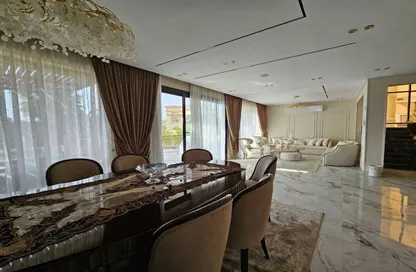 Villa - 4 Bedrooms - 4 Bathrooms for sale in Etapa - Sheikh Zayed Compounds - Sheikh Zayed City - Giza