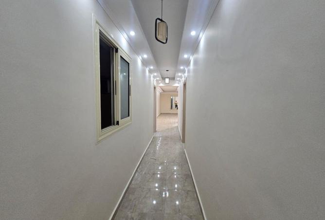 8092898 - Property Image 3
