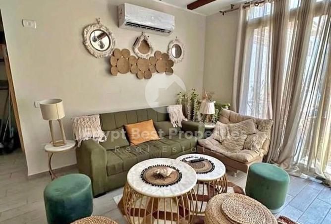 8418906 - Property Image 2