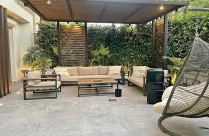 Apartment - 3 Bedrooms - 3 Bathrooms for sale in Ivoire - Sheikh Zayed City - Giza