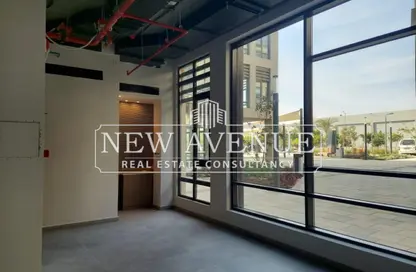 مساحات مكتبية - استوديو - 1 حمام للايجار في ديستريكت 5 - كمبوندات التجمع الخامس - التجمع الخامس - مدينة القاهرة الجديدة - القاهرة