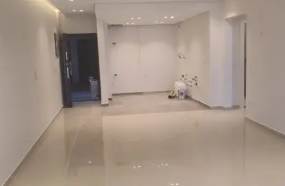 Apartment - 3 Bedrooms - 2 Bathrooms for rent in Garden Residence - New Cairo City - Cairo