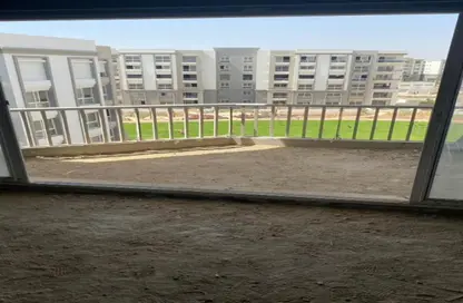 Apartment - 3 Bedrooms - 3 Bathrooms for sale in Hyde Park - 5th Settlement Compounds - The 5th Settlement - New Cairo City - Cairo