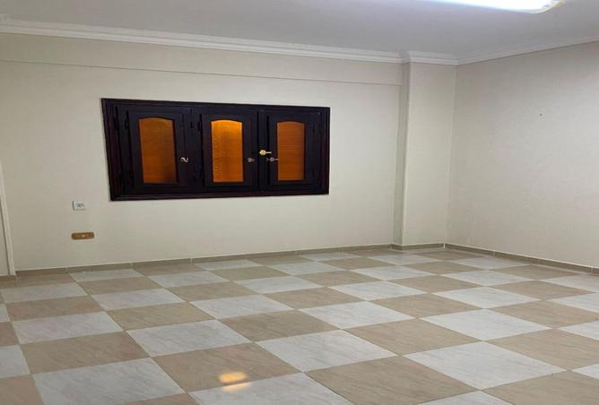 8072958 - Property Image 3