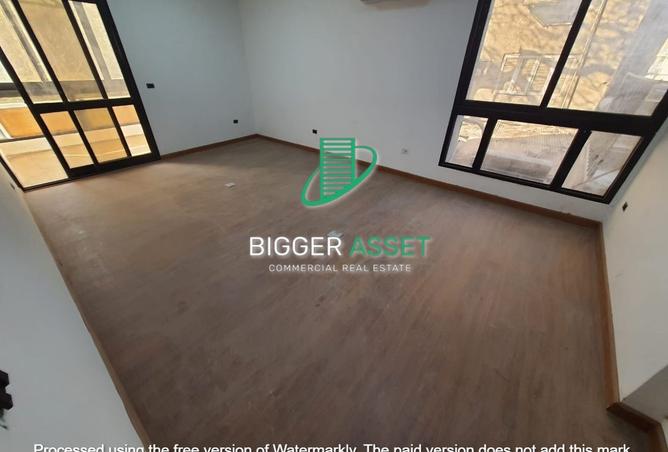 8301283 - Property Image 3