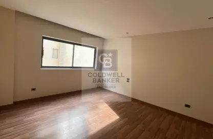 Apartment - 2 Bedrooms - 2 Bathrooms for sale in Fifth Square - The 5th Settlement - New Cairo City - Cairo