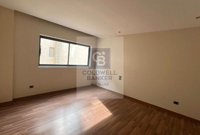 8269418 - Property Main Image