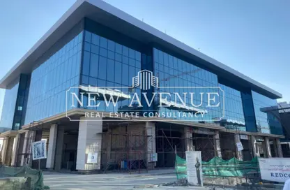 مساحات مكتبية - استوديو - 4 حمامات للايجار في جولدن جيت - شارع التسعين الجنوبي - التجمع الخامس - مدينة القاهرة الجديدة - القاهرة