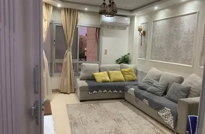 Apartment - 2 Bedrooms - 1 Bathroom for sale in Zahraa Madinat Nasr - Nasr City - Cairo
