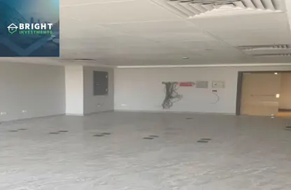Office Space - Studio - 2 Bathrooms for rent in Hyde Park - 5th Settlement Compounds - The 5th Settlement - New Cairo City - Cairo
