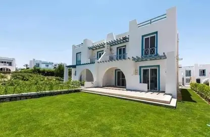 Chalet - 2 Bedrooms - 2 Bathrooms for sale in Mountain View - Ras Al Hekma - North Coast