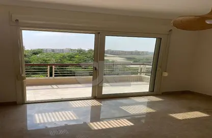 شقة - 3 غرف نوم - 5 حمامات للايجار في نيو جيزة - طريق مصر اسكندرية الصحراوي - مدينة 6 أكتوبر - الجيزة