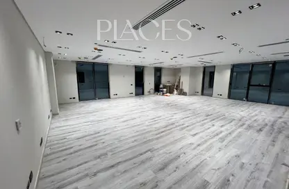 Office Space - Studio - 1 Bathroom for rent in Hyde Park - 5th Settlement Compounds - The 5th Settlement - New Cairo City - Cairo