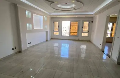 شقة - 3 غرف نوم - 2 حمامات للايجار في عمارات البنفسج - البنفسج - مدينة القاهرة الجديدة - القاهرة
