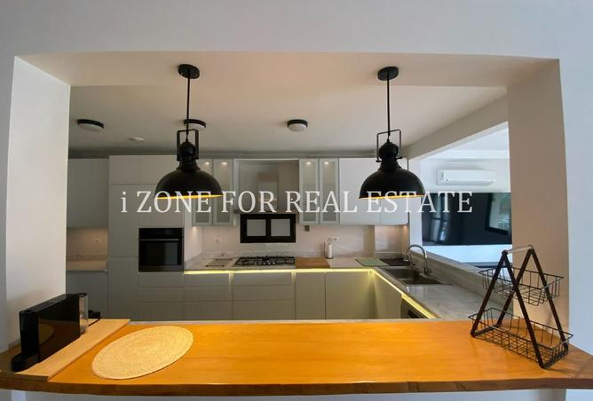 8118972 - Property Image 2