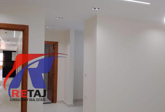 8022567 - Property Image 3