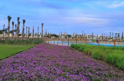 Apartment - 3 Bedrooms - 3 Bathrooms for sale in Hyde Park - New Cairo City - Cairo