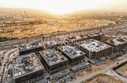 مطعم - استوديو - 2 حمامات للبيع في جولدن جيت - شارع التسعين الجنوبي - التجمع الخامس - مدينة القاهرة الجديدة - القاهرة