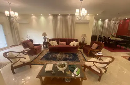 دوبلكس - 3 غرف نوم - 3 حمامات للايجار في شارع الشويفات - الحي الاول - التجمع الخامس - مدينة القاهرة الجديدة - القاهرة