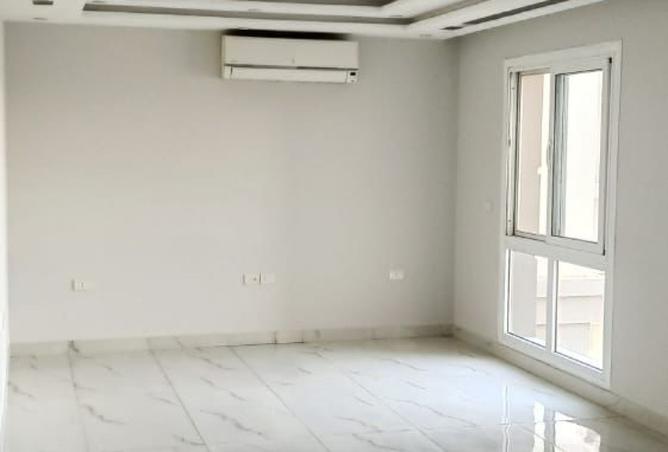 8048769 - Property Image 2