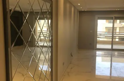 شقة - 3 غرف نوم - 2 حمامات للايجار في سكوير - كمبوندات التجمع الخامس - التجمع الخامس - مدينة القاهرة الجديدة - القاهرة