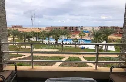 (بنتهاوس  (روف - 3 غرف نوم - 2 حمامات للبيع في أمواج - سيدي عبد الرحمن - الساحل الشمالي