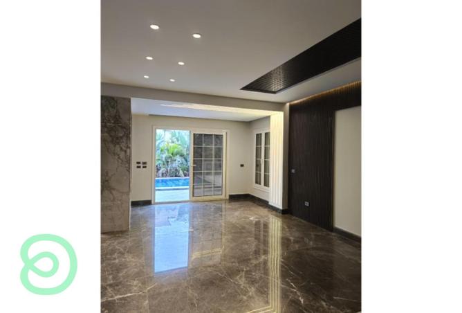 8441924 - Property Image 2