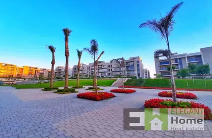 Apartment - 2 Bedrooms - 2 Bathrooms for rent in Moon Residences - Fifth Square - The 5th Settlement - New Cairo City - Cairo