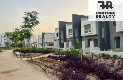 تاون هاوس - 3 غرف نوم - 4 حمامات للايجار في ذا ريزيدنسز - هايد بارك - مدينة القاهرة الجديدة - القاهرة