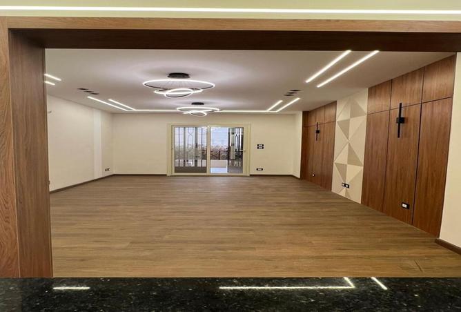 8304915 - Property Main Image