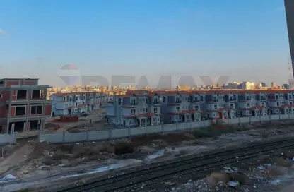 شقة - 4 غرف نوم - 3 حمامات للبيع في مروج - سموحة - حي شرق - الاسكندرية