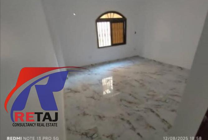 8271705 - Property Main Image