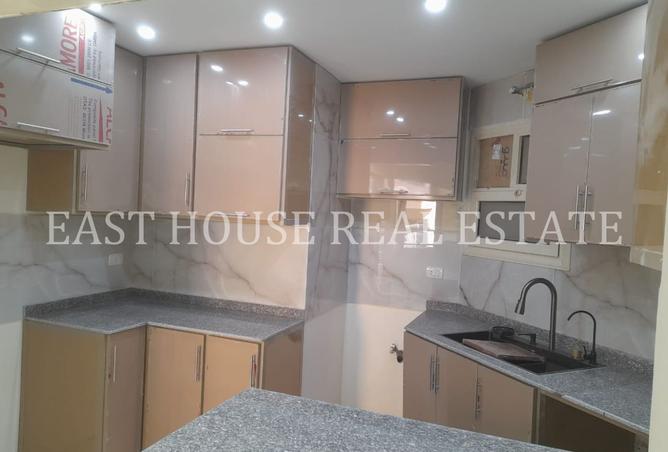 8221400 - Property Image 3