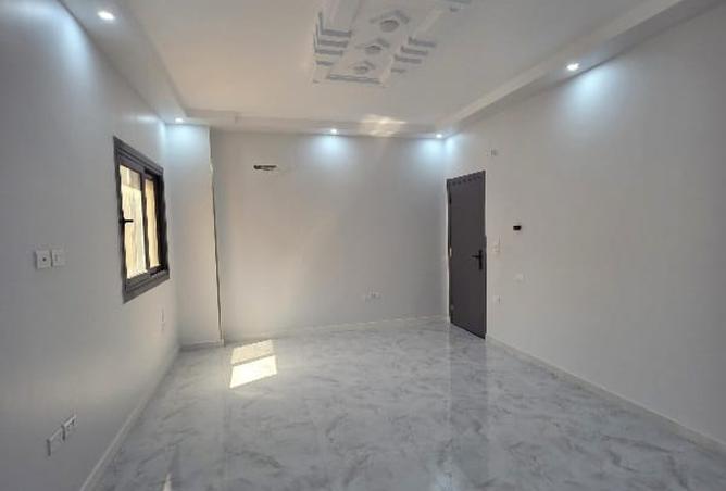 8271811 - Property Image 3