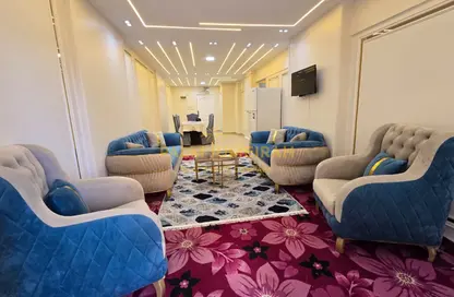 شقة - 3 غرف نوم - 2 حمامات للايجار في شارع إسكندر إبراهيم - ميامي - حي اول المنتزة - الاسكندرية