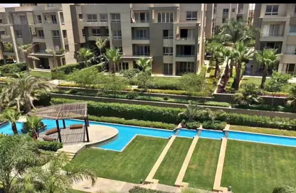 Apartment - 2 Bedrooms - 2 Bathrooms for sale in Swan Lake Residence - 5th Settlement Compounds - The 5th Settlement - New Cairo City - Cairo