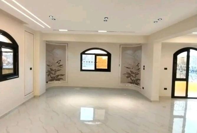 8263861 - صورة العقار 3