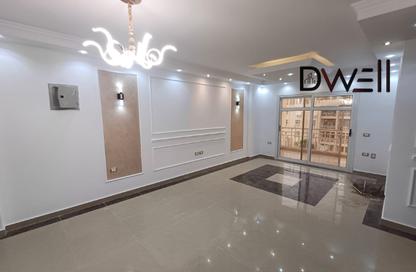Apartment - 2 Bedrooms - 2 Bathrooms for sale in Madinaty - Cairo