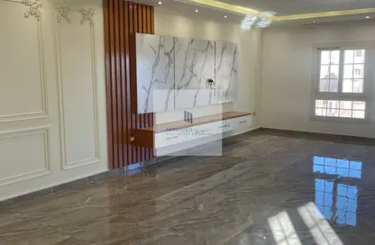 شقة - 3 غرف نوم - 3 حمامات للبيع في شارع المهندس احمد كمال حمدي - الحي السادس عشر - الشيخ زايد - الجيزة